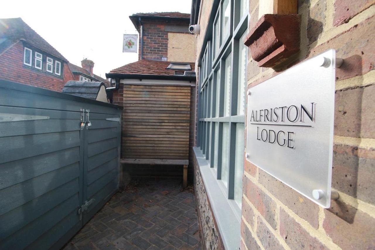Alfriston Lodge By Air Premier ภายนอก รูปภาพ